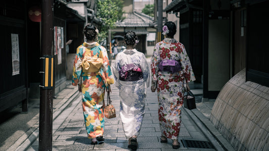 THE ART AND ELEGANCE OF JAPANESE KIMONOS