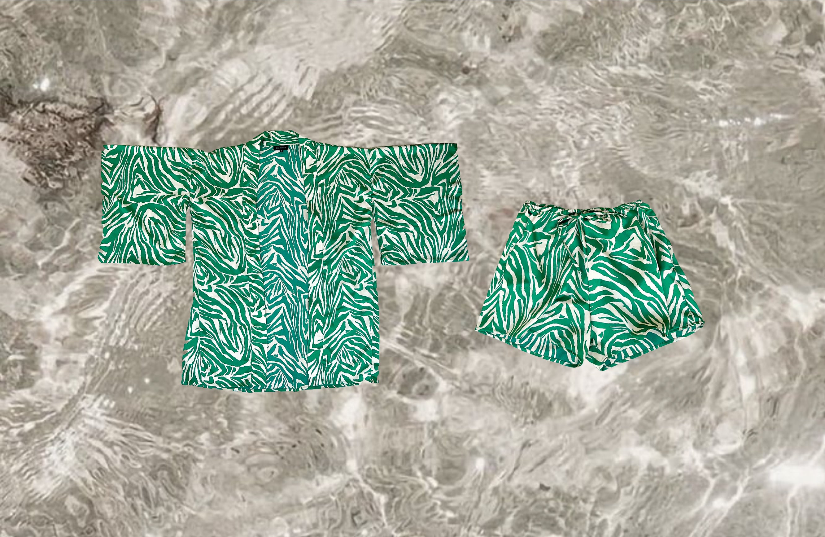 KIMONOS AND SETS – AKA ROUGE